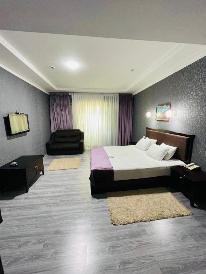 Golden Valley Hotel Taszkent Zewnętrze zdjęcie