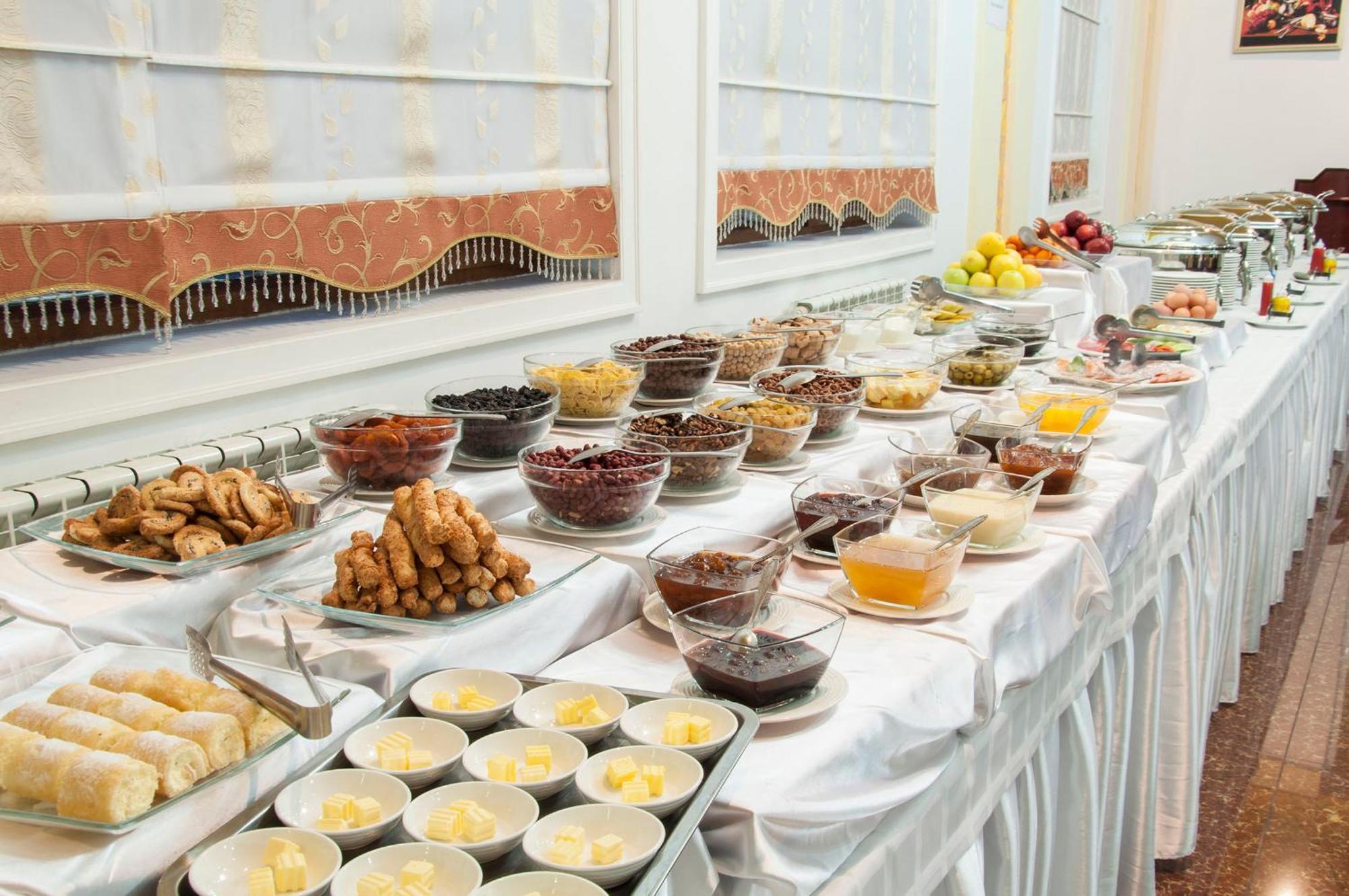Golden Valley Hotel Taszkent Zewnętrze zdjęcie
