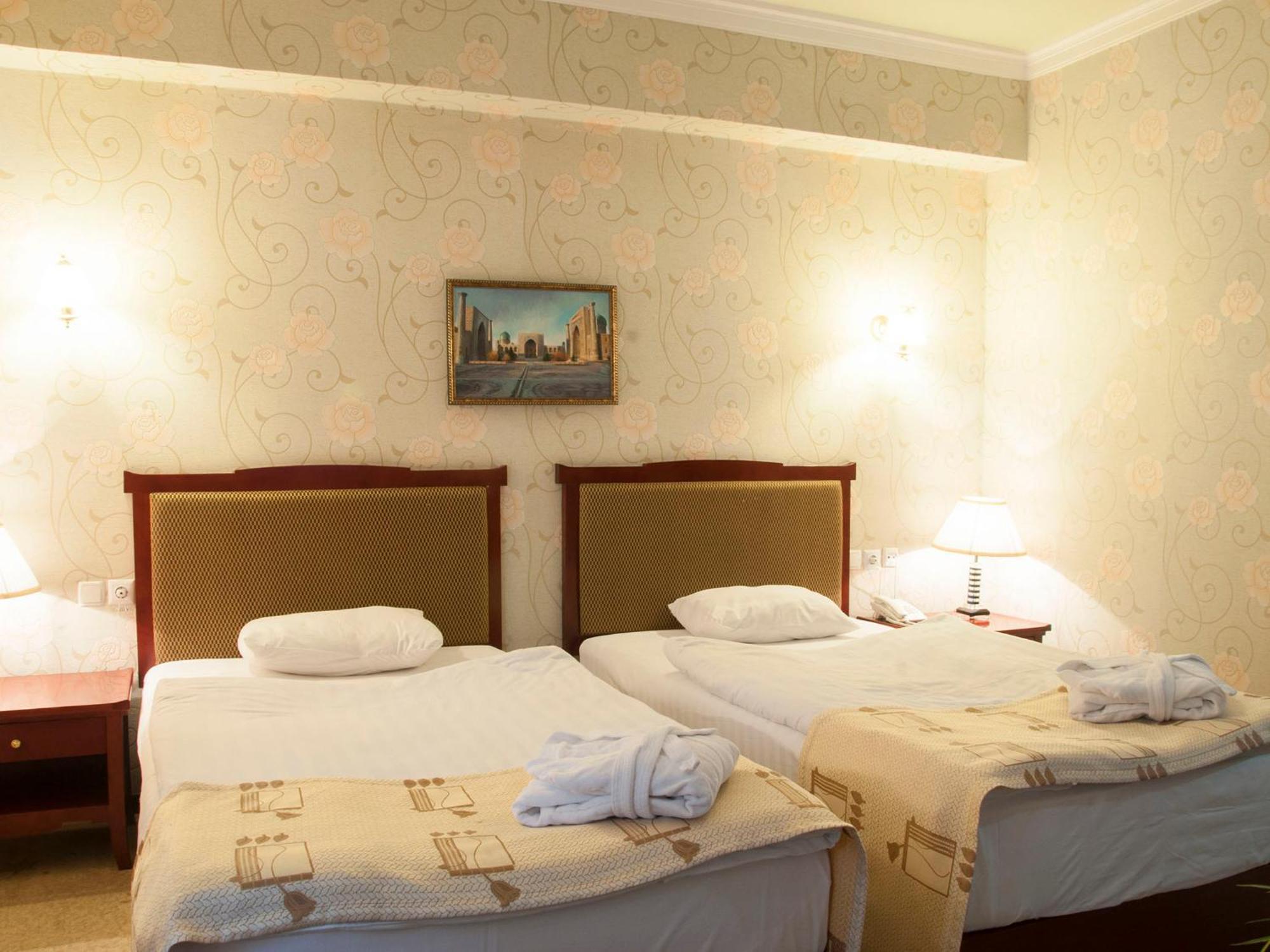 Golden Valley Hotel Taszkent Zewnętrze zdjęcie