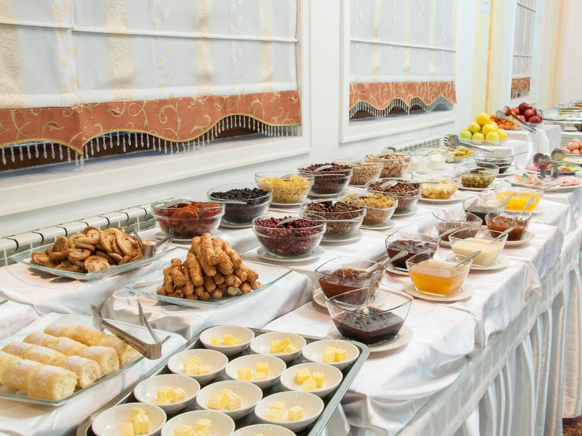 Golden Valley Hotel Taszkent Zewnętrze zdjęcie