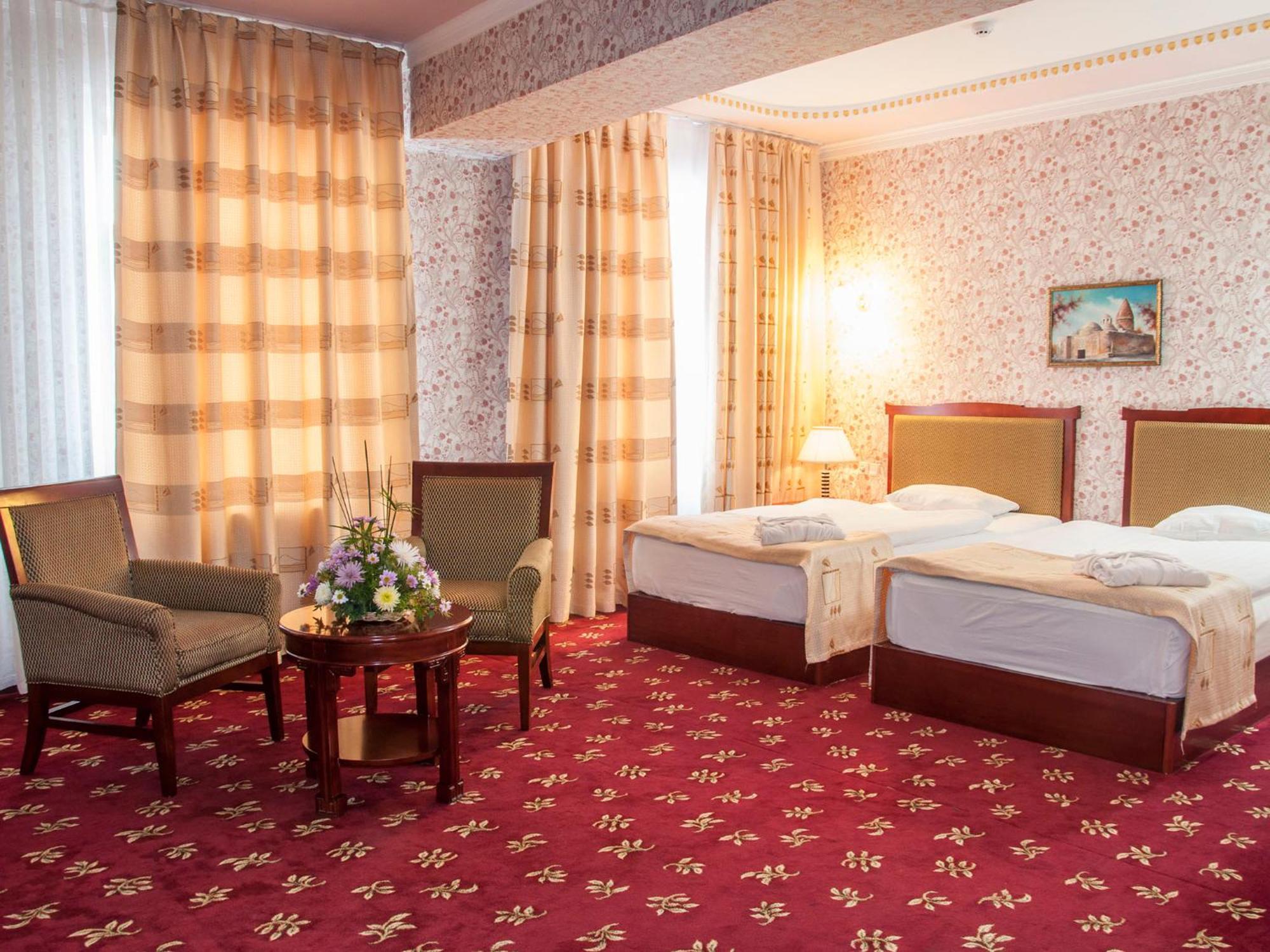Golden Valley Hotel Taszkent Zewnętrze zdjęcie
